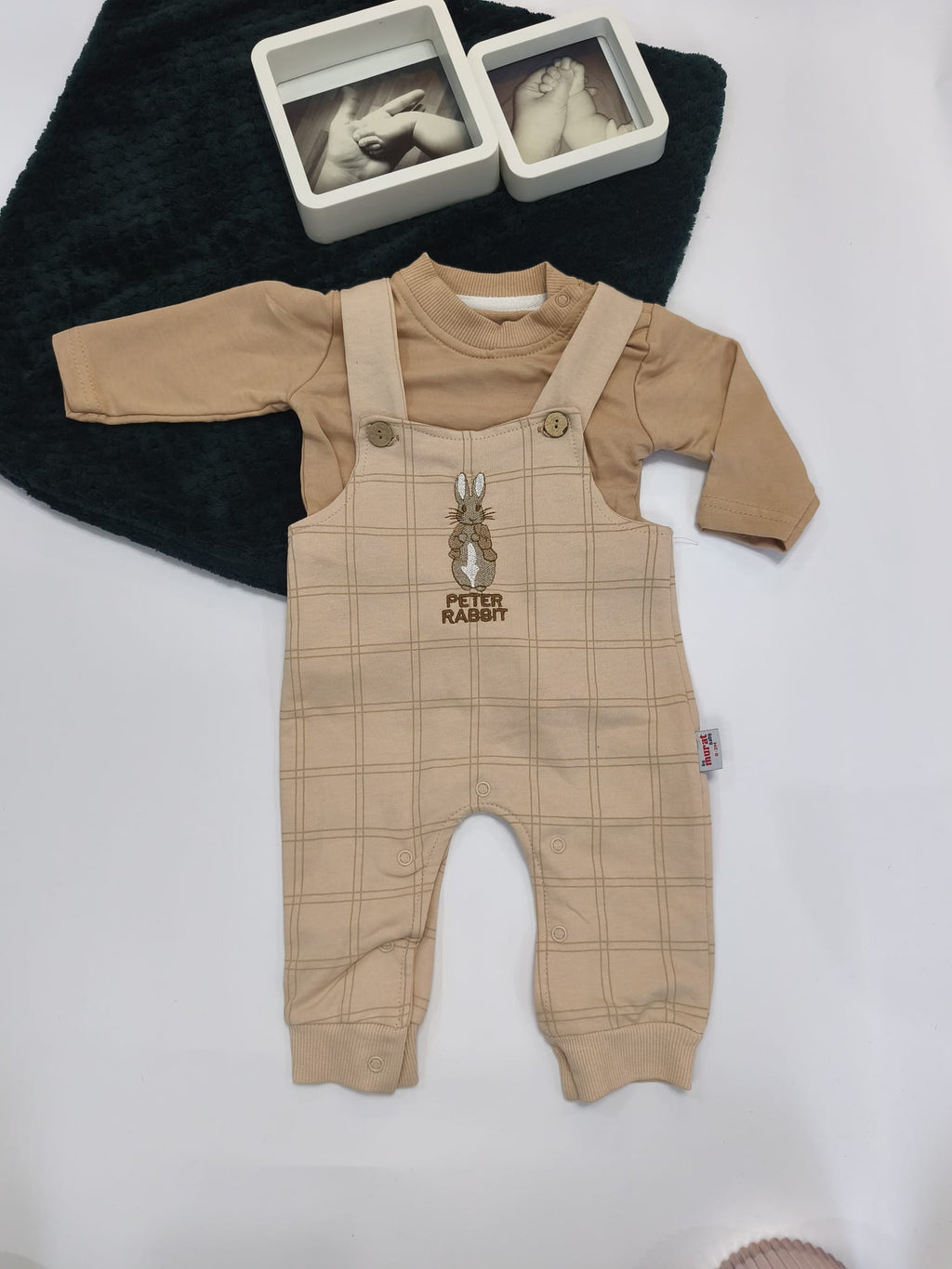 Set bluza plus salopetă cu Peter Rabbit