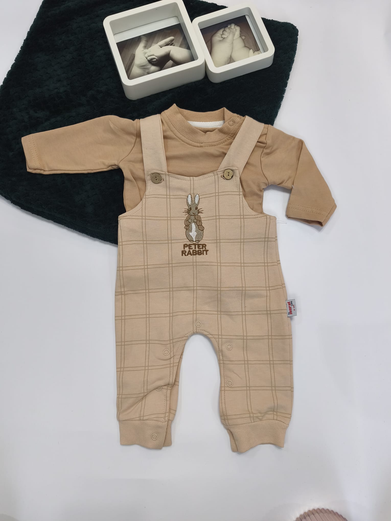 Set bluza plus salopetă cu Peter Rabbit
