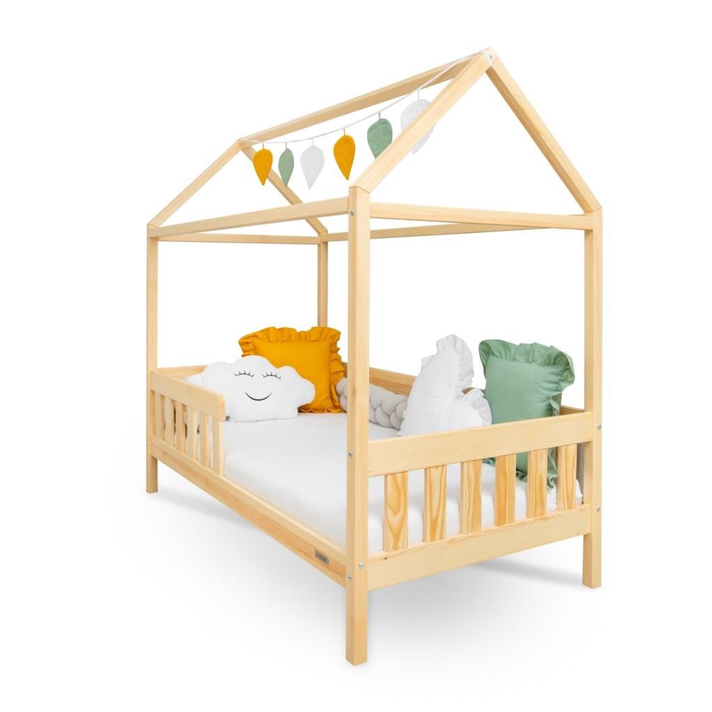Pat pentru copii în formă de căsuță cu barieră de protecție și suport pentru saltea New Baby CASTELLO 160x80 cm