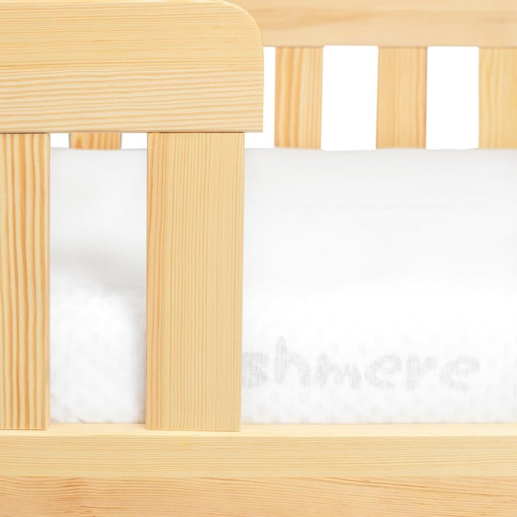 Pat pentru copii în formă de căsuță cu barieră de protecție și suport pentru saltea New Baby CASTELLO 160x80 cm