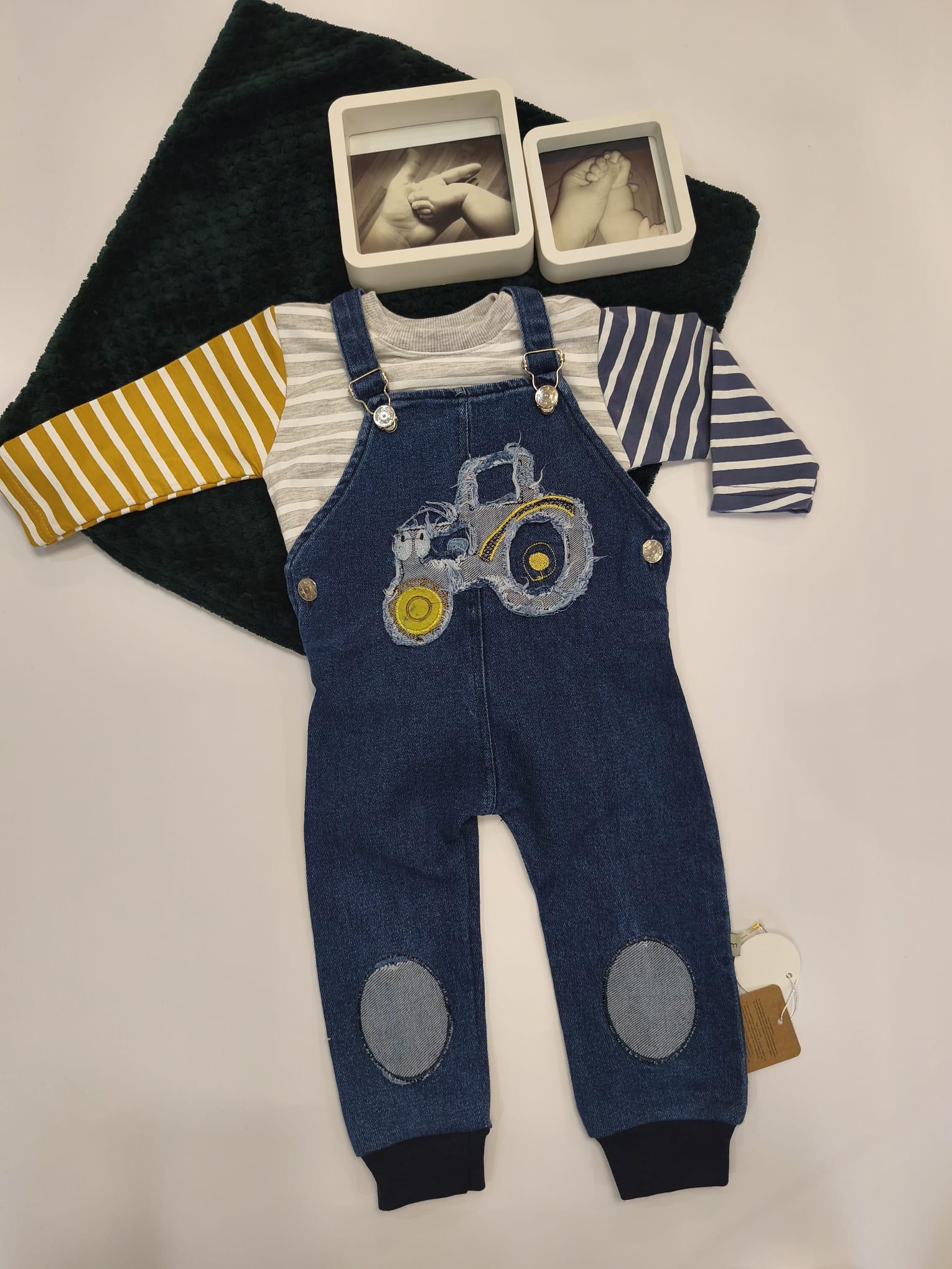 Salopetă cu tractoraș